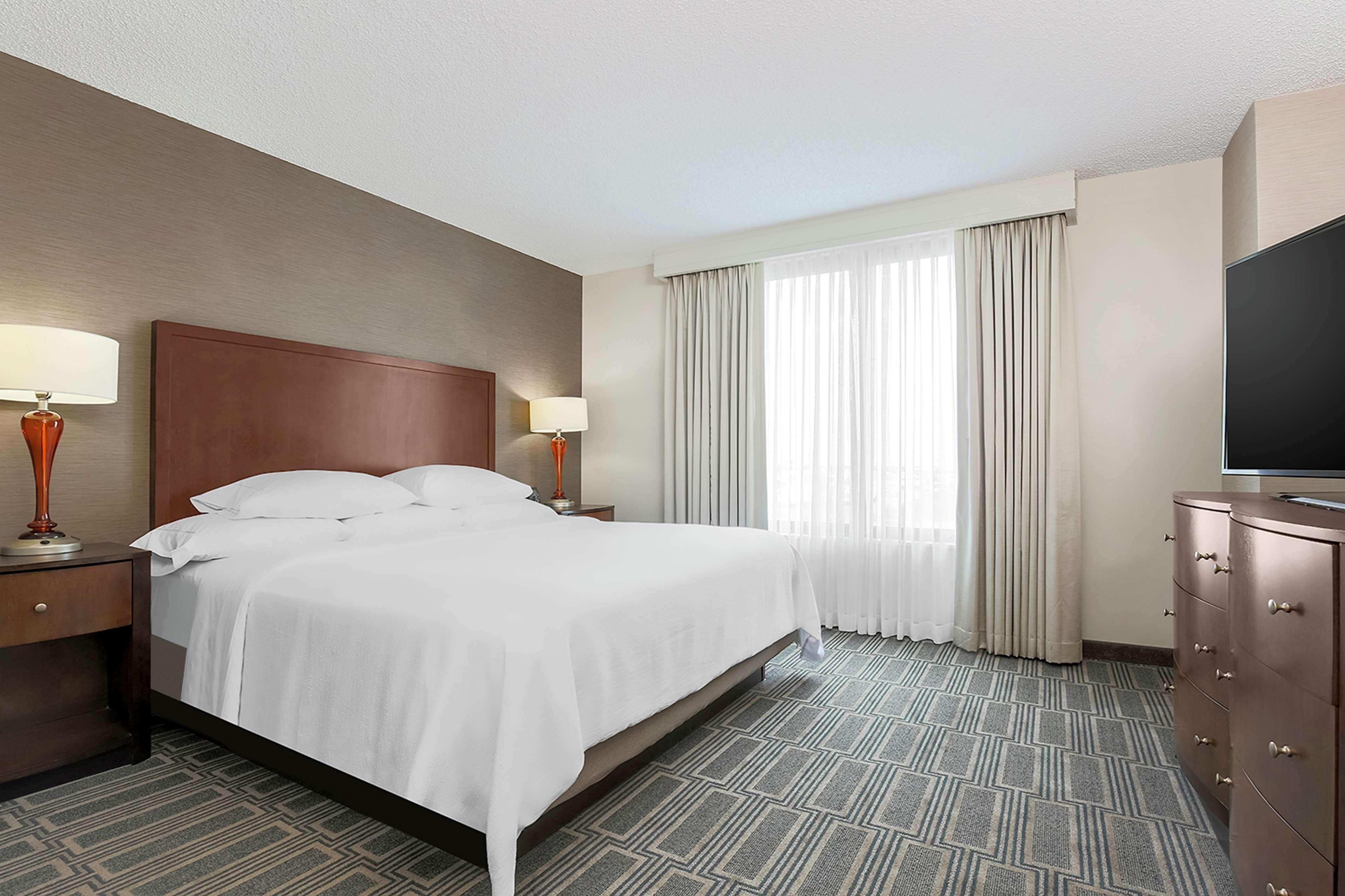 Embassy Suites By Hilton Chicago Lombard Extérieur photo