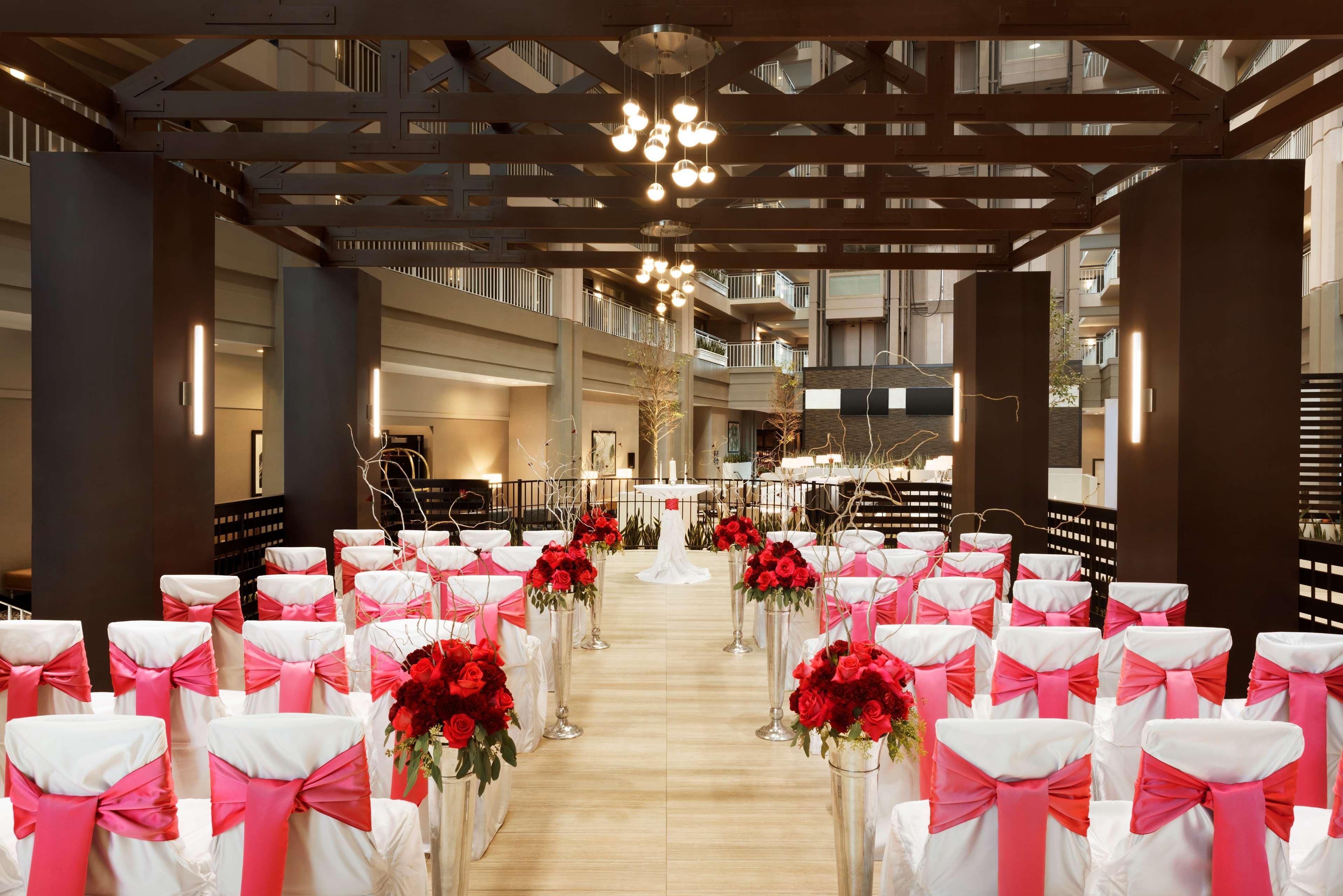 Embassy Suites By Hilton Chicago Lombard Extérieur photo