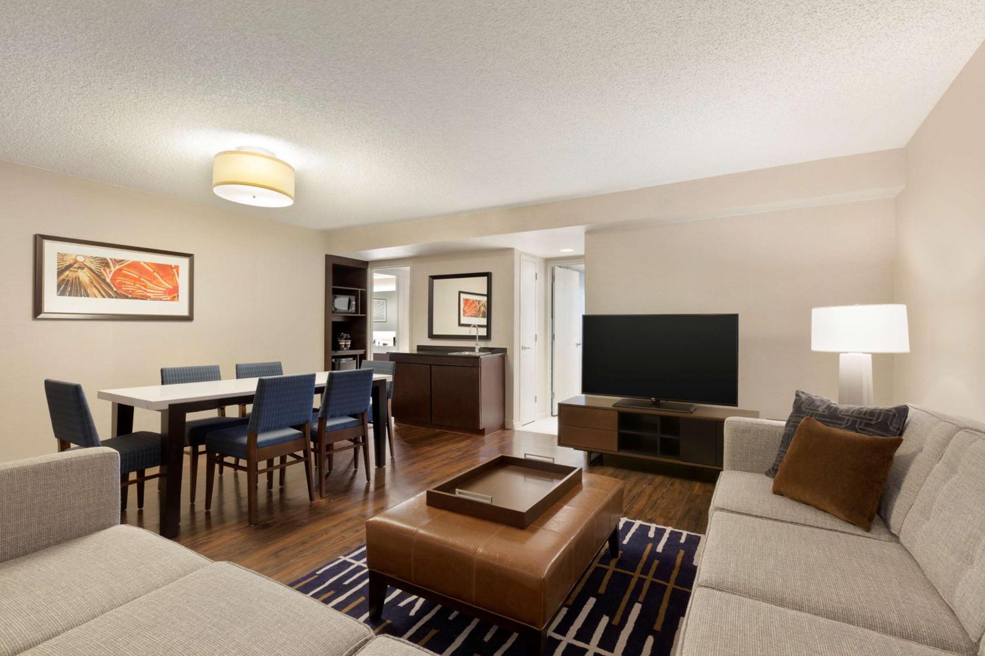 Embassy Suites By Hilton Chicago Lombard Extérieur photo
