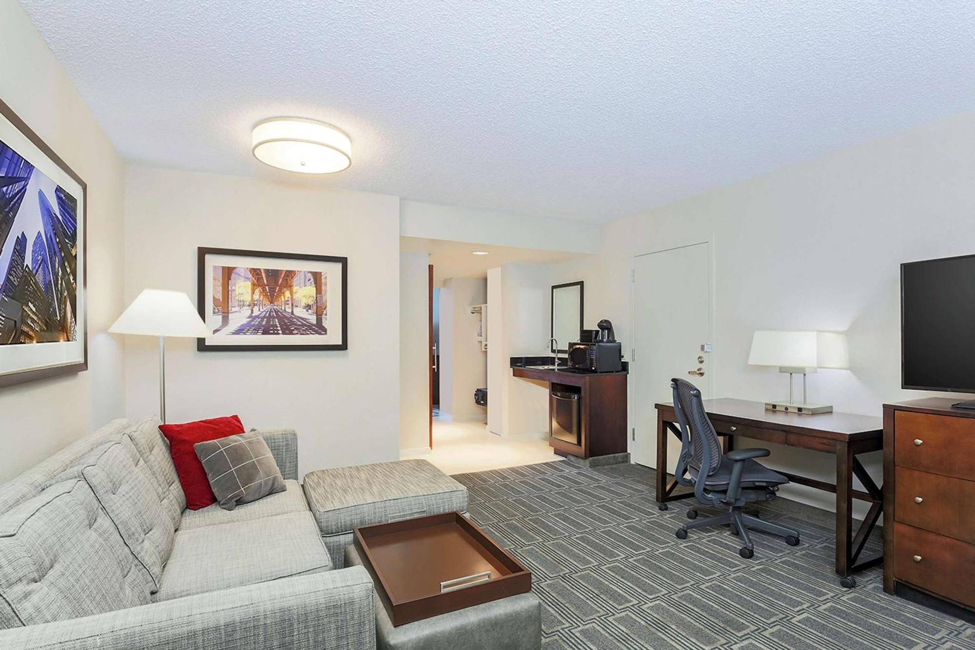 Embassy Suites By Hilton Chicago Lombard Extérieur photo