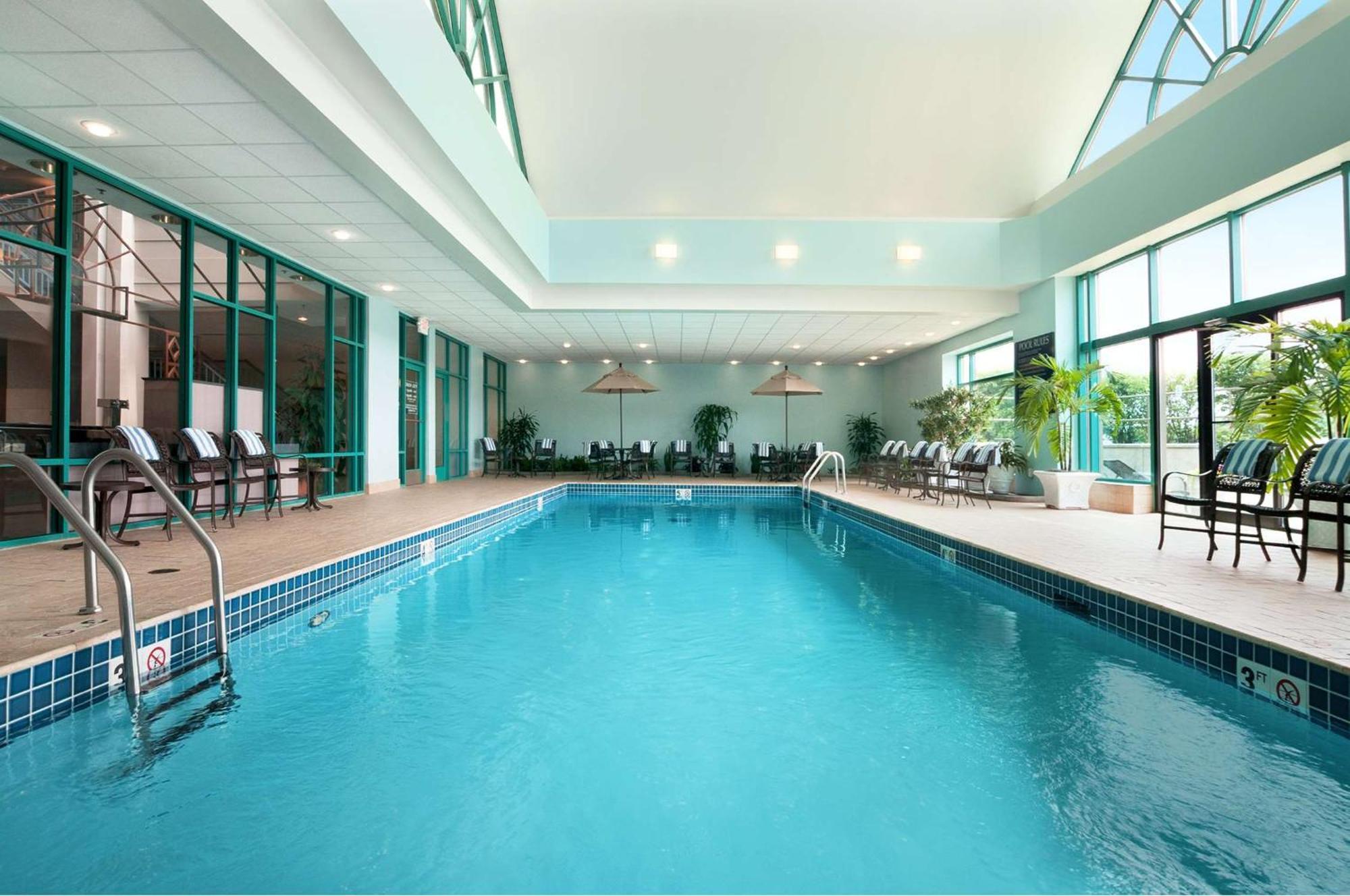 Embassy Suites By Hilton Chicago Lombard Extérieur photo