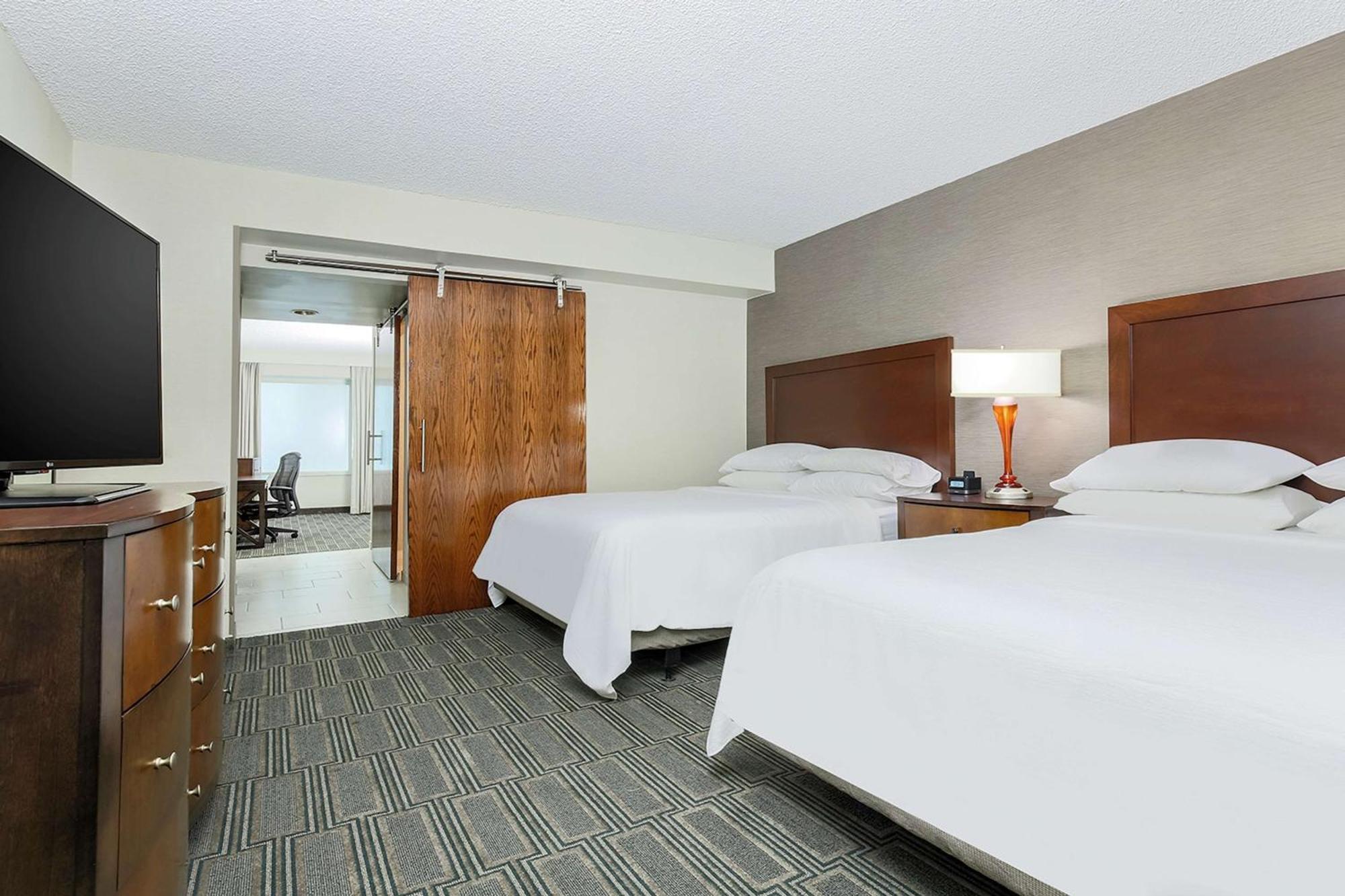 Embassy Suites By Hilton Chicago Lombard Extérieur photo