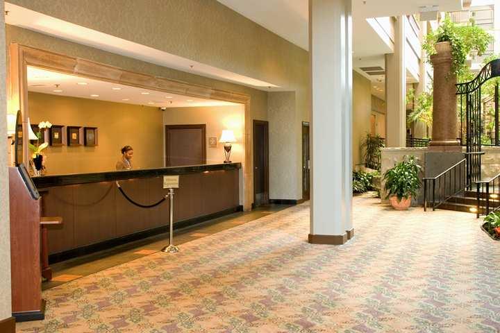 Embassy Suites By Hilton Chicago Lombard Intérieur photo