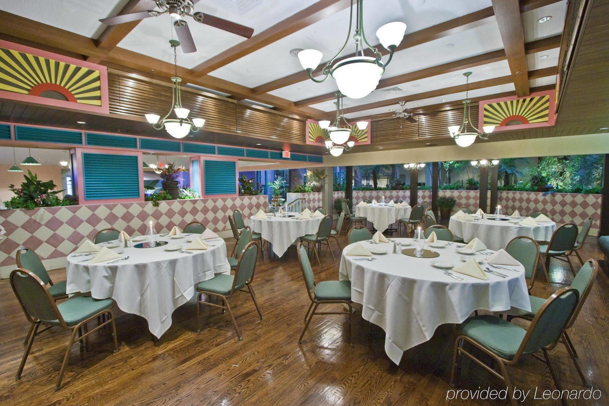 Embassy Suites By Hilton Chicago Lombard Restaurant photo